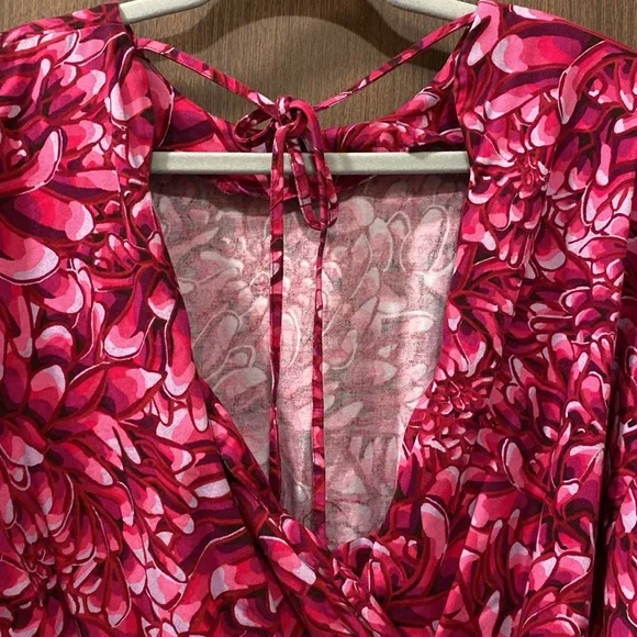 Kika Vargas x Target Pink Mum Floral Scallop Back Peplum Blouse Size 1X - Picture 10 of 14